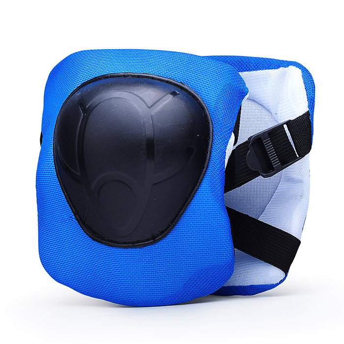 Фото к товару Ролики детские, размер S, синие (со шлемом и защитным снаряжением) Ролики детские, размер S, синие (со шлемом и защитным снаряжением)