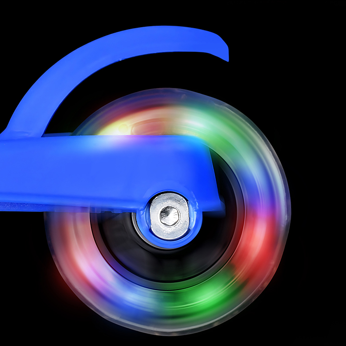 Фото к товару Самокат трёхколёсный ROCKET колёса PU, цвет синий Самокат трёхколёсный ROCKET колёса PU, цвет синий