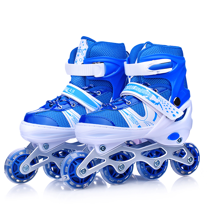 Фото к товару Ролики детские, размер M, синие (со шлемом и защитным снаряжением) Ролики детские, размер M, синие (со шлемом и защитным снаряжением)