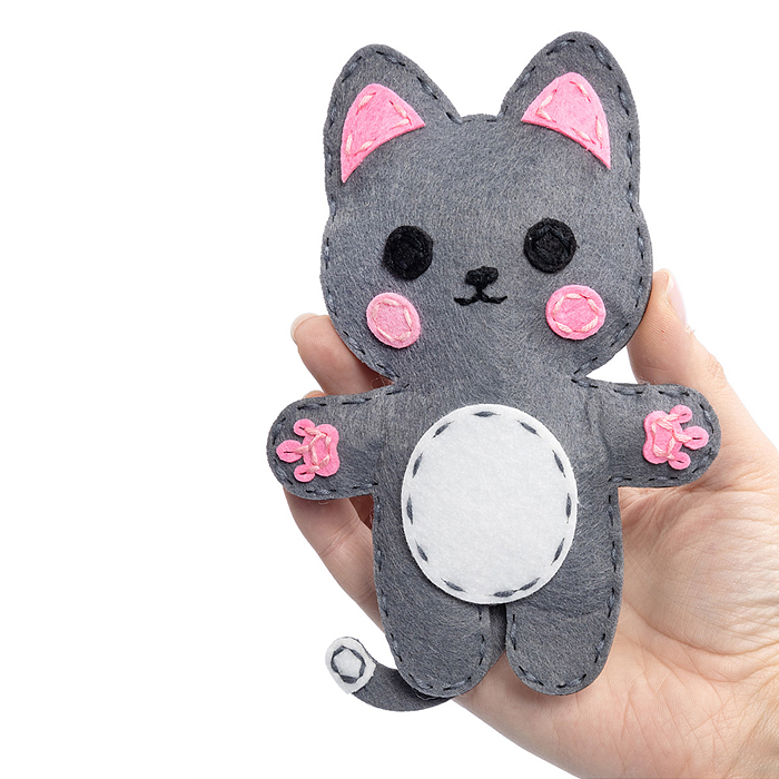 Фото к товару Набор для творчества. Мягкая игрушка из фетра "Котик" Набор для творчества. Мягкая игрушка из фетра "Котик"