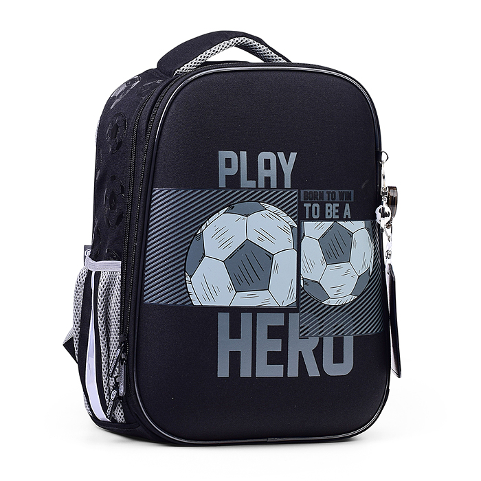 Рюкзак Ergonomic Light 2 "Герой футбола" 20 л черн. 38х29х19 см жестк.каркас 2 отд. молни