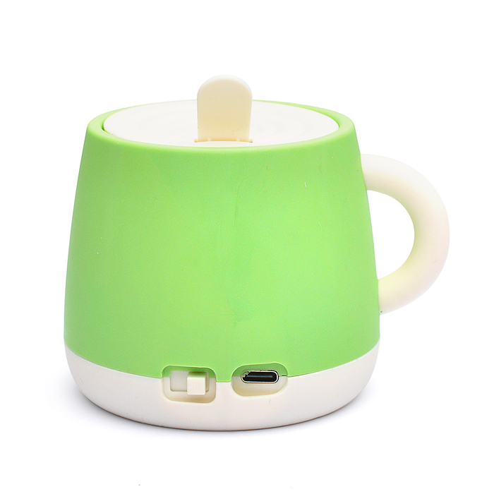 Фото к товару Фонарик-светильник игрушечный 357G "Кружка. Панда" в коробке Фонарик-светильник игрушечный 357G "Кружка. Панда" в коробке