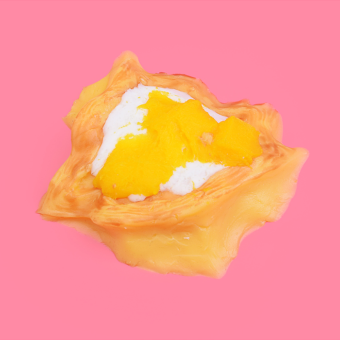 Фото к товару Игрушка - антистресс 00-5587 "Кекс с фруктами" Игрушка - антистресс 00-5587 "Кекс с фруктами"