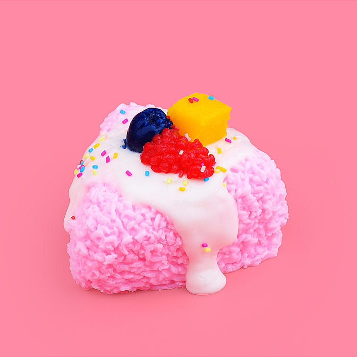 Фото к товару Игрушка - антистресс 00-5593 "Тортик с фруктами" Игрушка - антистресс 00-5593 "Тортик с фруктами"