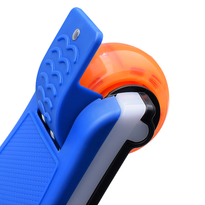 Фото к товару Самокат трёхколёсный R0198 ROCKET колёса световые PU, цвет синий Самокат трёхколёсный R0198 ROCKET колёса световые PU, цвет синий