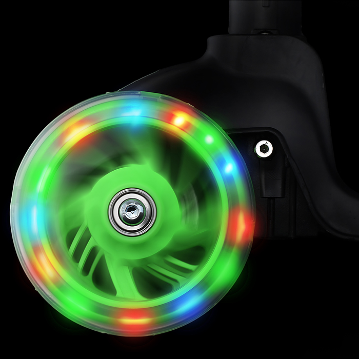 Фото к товару Самокат трёхколёсный ROCKET колёса PU, цвет чёрный Самокат трёхколёсный ROCKET колёса PU, цвет чёрный