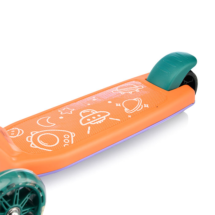 Фото к товару Самокат U062830Y 3-х кол., колеса световые PU, оранжевый Самокат U062830Y 3-х кол., колеса световые PU, оранжевый