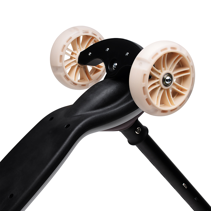 Фото к товару Самокат трёхколёсный R0200 ROCKET светящиеся колеса PU, дека, рулевая стойка, цвет серый Самокат трёхколёсный R0200 ROCKET светящиеся колеса PU, дека, рулевая стойка, цвет серый