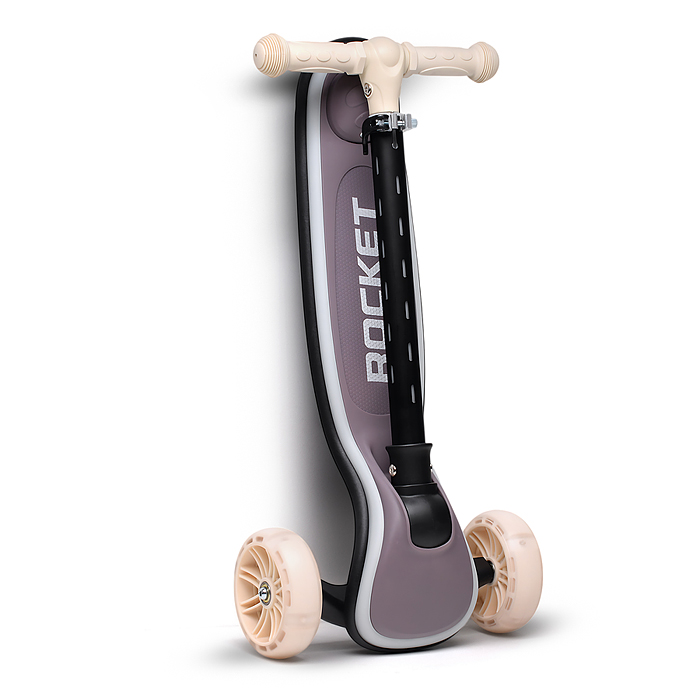 Фото к товару Самокат трёхколёсный R0200 ROCKET светящиеся колеса PU, дека, рулевая стойка, цвет серый Самокат трёхколёсный R0200 ROCKET светящиеся колеса PU, дека, рулевая стойка, цвет серый