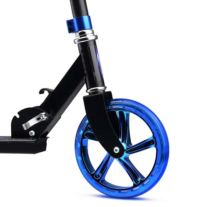 Фото к товару Самокат U012004Y 2-х кол., синий, d 200 мм., PU, в коробке Самокат U012004Y 2-х кол., синий, d 200 мм., PU, в коробке