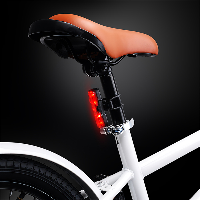 Фото к товару Набор фонарей 00-6092 аккумуляторных, велосипедных Набор фонарей 00-6092 аккумуляторных, велосипедных