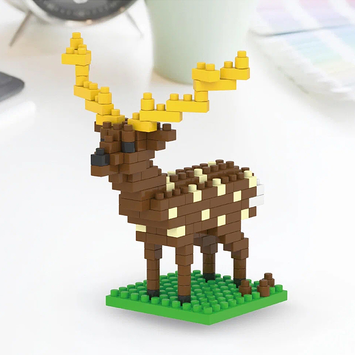 Конструктор 695A "Парнокопытные животные" в ассортименте, в коробке