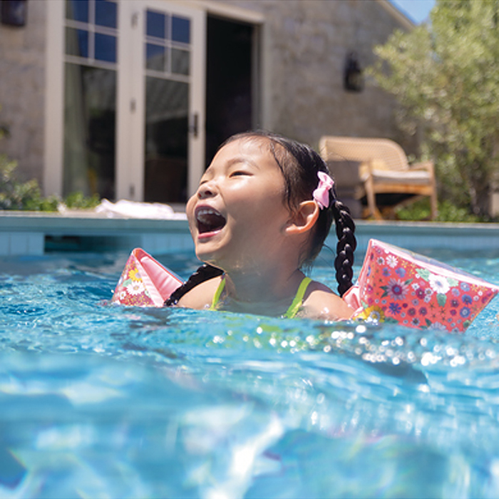 Фото к товару Нарукавники 23х15см "Сладкий цветок" 3-6 лет., INTEX 56669EU Нарукавники 23х15см "Сладкий цветок" 3-6 лет., INTEX 56669EU