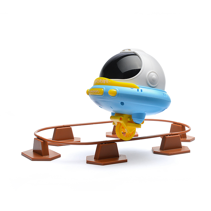 Интерактивная игрушка FG3303-1 "Космонавт" на батарейках, в коробке