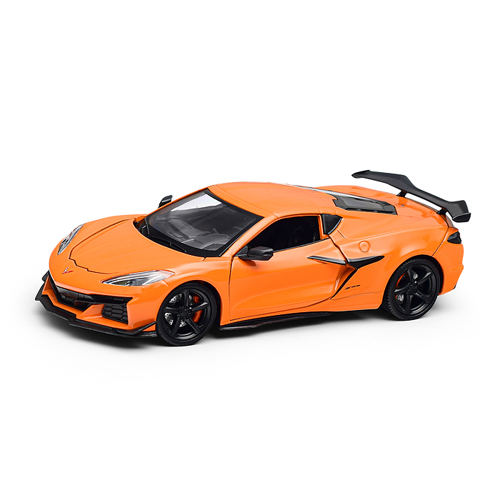 Фото к товару Машинка 1:24 Chevrolet Corvette Z06, оранжевый Машинка 1:24 Chevrolet Corvette Z06, оранжевый