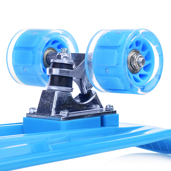 Фото к товару Скейт детский 3143, 67 см, колесо PU со светом Скейт детский 3143, 67 см, колесо PU со светом