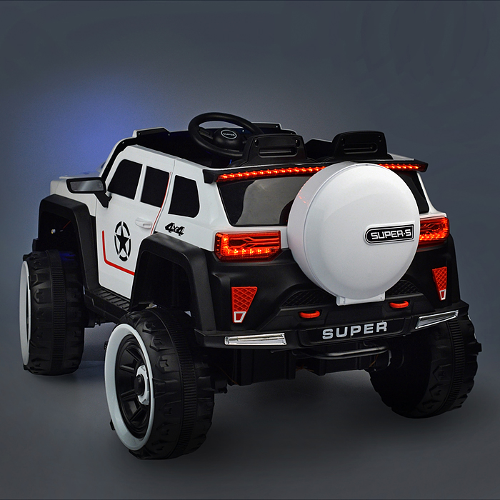 Фото к товару Электромобиль U023430Y "Бархан" 12V7A с полным приводом, белый Электромобиль U023430Y "Бархан" 12V7A с полным приводом, белый