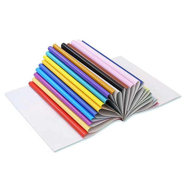 Фото к товару Бумага цветная двухсторонняя мелованная 24л. 24цв. "Малышка" на скобе Бумага цветная двухсторонняя мелованная 24л. 24цв. "Малышка" на скобе