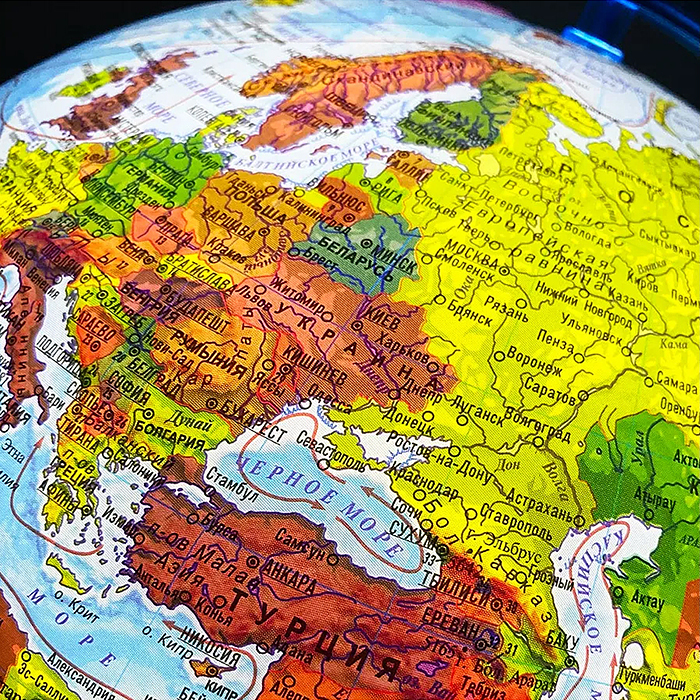 Фото к товару Интерактивный глобус Земли политический с подсветкой 250мм. от батареек. Интерактивный глобус Земли политический с подсветкой 250мм. от батареек.