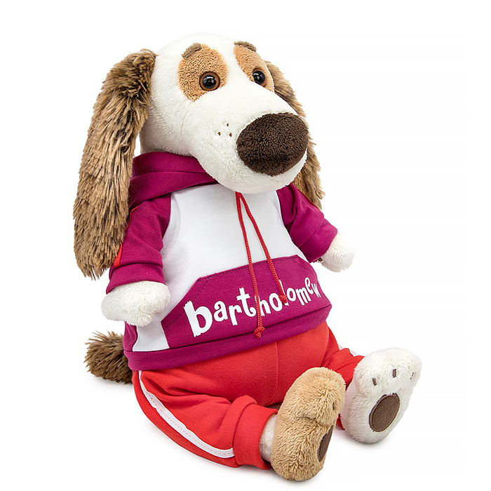 Собака Бартоломей в костюме в стиле спорт-шик