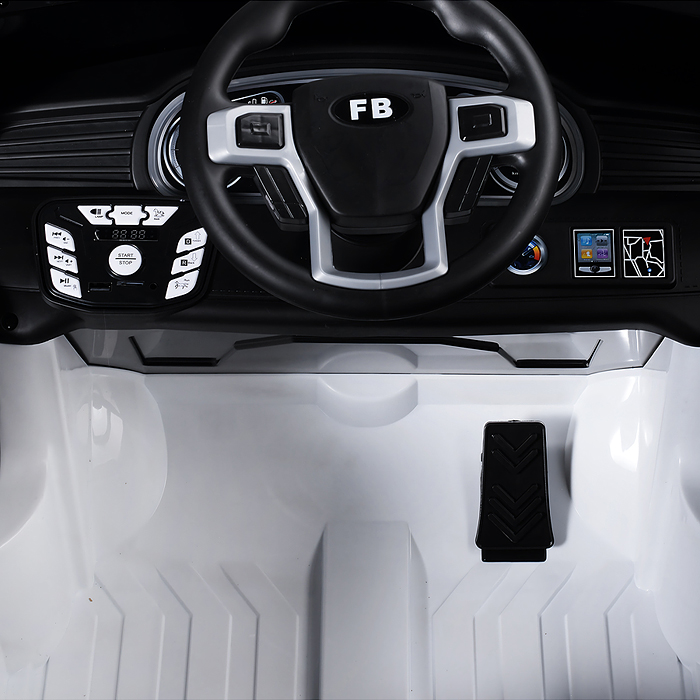 Фото к товару Электромобиль детский FB-916 "Крутой внедорожник" (цвет белый) Электромобиль детский FB-916 "Крутой внедорожник" (цвет белый)