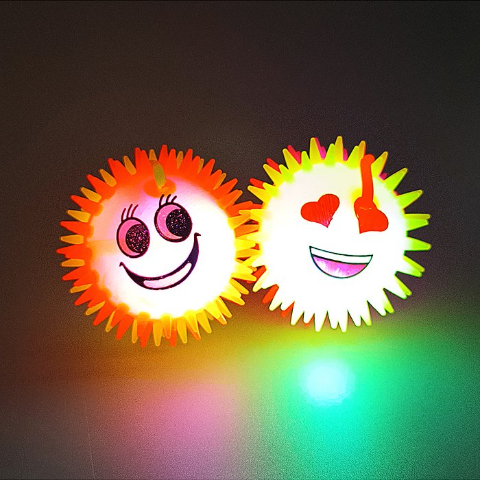 Фото к товару Игрушка-пищалка 00-6462 "Смайлик" (6,5 см.) в коробке Игрушка-пищалка 00-6462 "Смайлик" (6,5 см.) в коробке