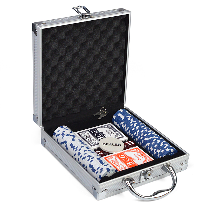 Фото к товару Набор для игры в покер (100 фишек) Набор для игры в покер (100 фишек)