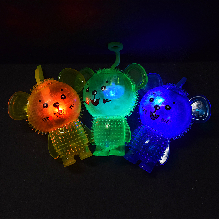 Фото к товару Игрушка-пищалка 00-6476 "Мышка" в коробке Игрушка-пищалка 00-6476 "Мышка" в коробке