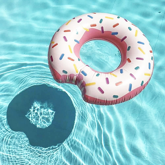Фото к товару Круг для плавания «Пончик» 94 х 23 см, от 9 лет 56265NP INTEX Круг для плавания «Пончик» 94 х 23 см, от 9 лет 56265NP INTEX