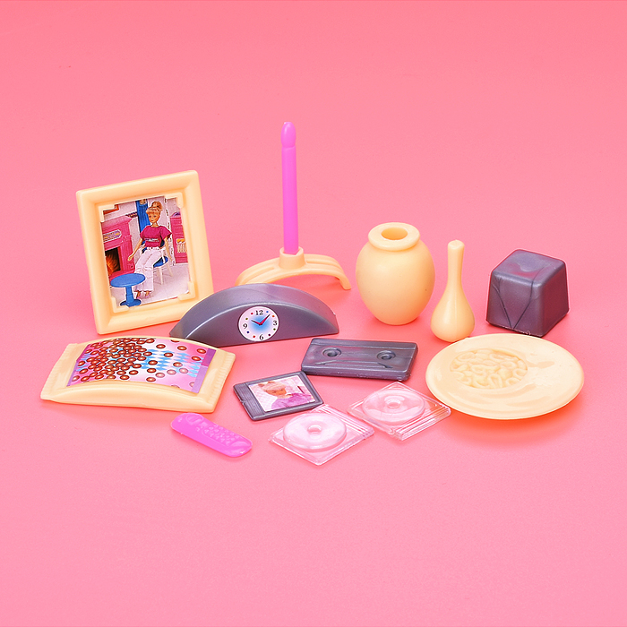 Фото к товару Набор мебели для кукол 2014 "Комната Джемили" в коробке Набор мебели для кукол 2014 "Комната Джемили" в коробке