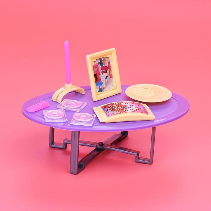 Фото к товару Набор мебели для кукол 2014 "Комната Джемили" в коробке Набор мебели для кукол 2014 "Комната Джемили" в коробке