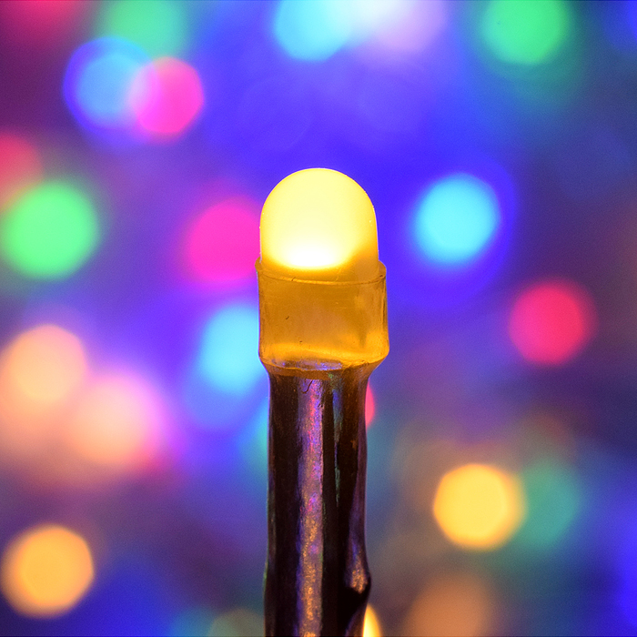 Фото к товару Электрогирлянда Бахрома, 6м, 192 лампы, цветная Электрогирлянда Бахрома, 6м, 192 лампы, цветная