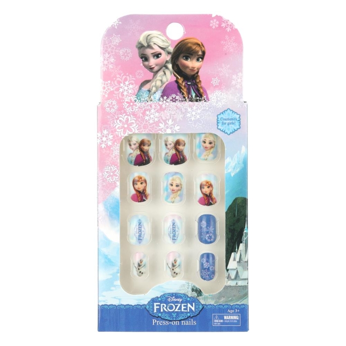 Косметика для девочек. Накладные ногти 