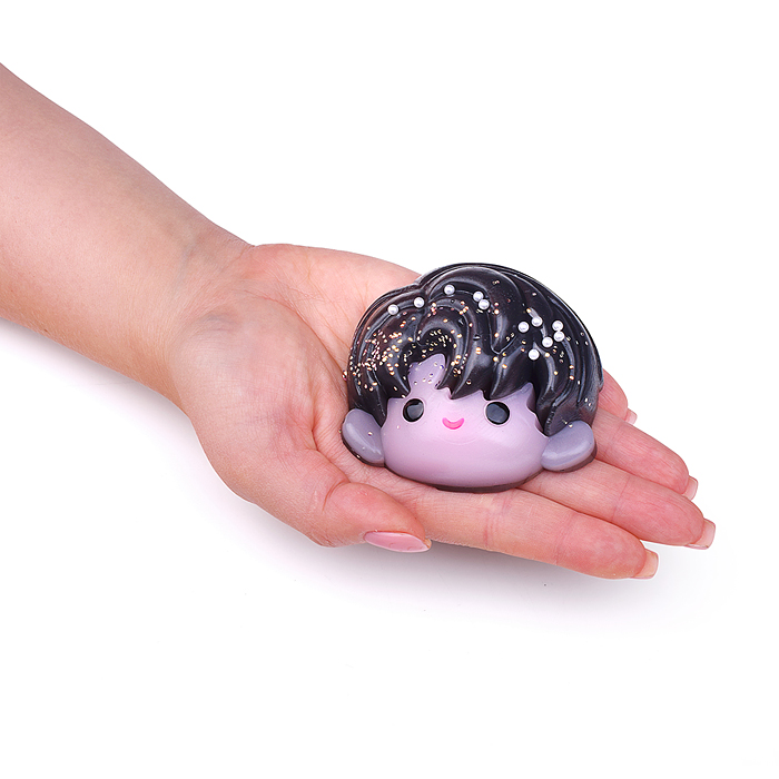 Игрушка-антистресс 00-7168 "Юноша аниме"