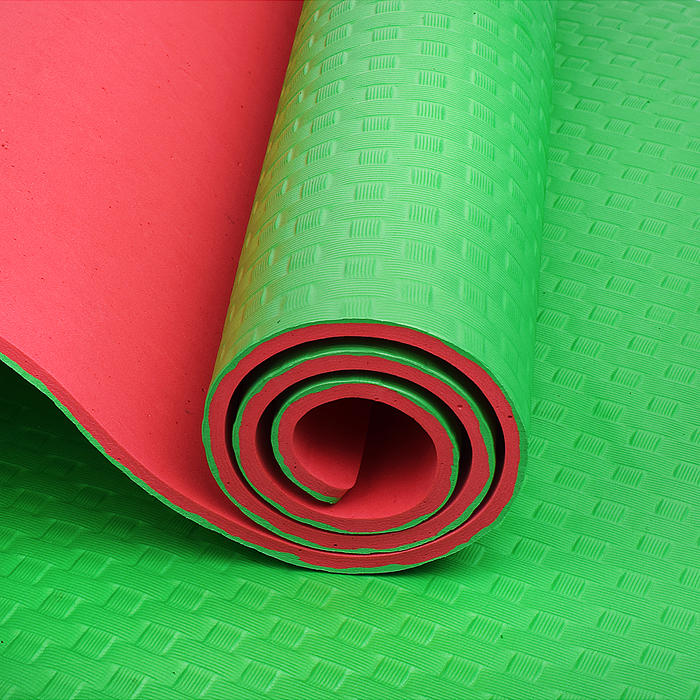 Фото к товару Коврик гимнастический EVA 00-6977 (61*183*10мм 750г) Коврик гимнастический EVA 00-6977 (61*183*10мм 750г)