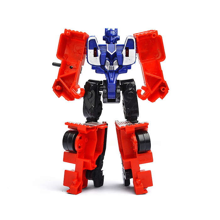 Фото к товару Робот 104 трансформирующийся в грузовик, в пакете Робот 104 трансформирующийся в грузовик, в пакете