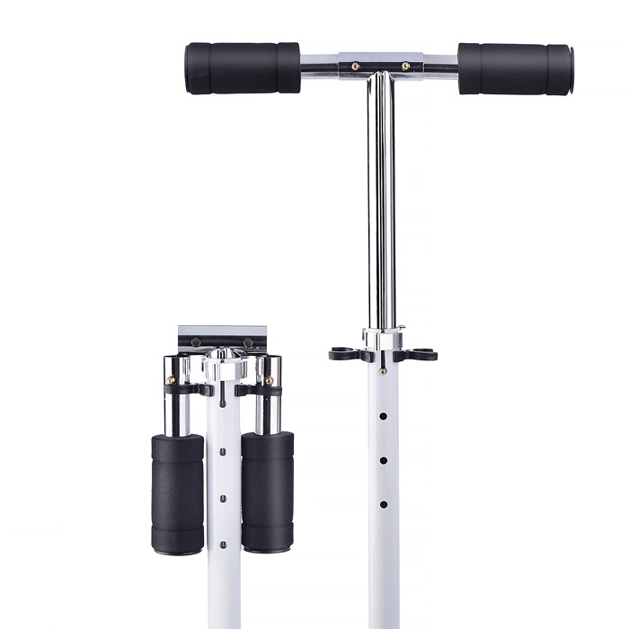 Фото к товару Самокат 2-х колесный ROCKET,колеса PU/ 125 мм,ABEC 7, черный Самокат 2-х колесный ROCKET,колеса PU/ 125 мм,ABEC 7, черный