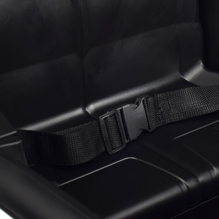 Фото к товару Электромобиль U023469Y "Профи" на аккумуляторе, с р/у управлением, в коробке (белый) Электромобиль U023469Y "Профи" на аккумуляторе, с р/у управлением, в коробке (белый)