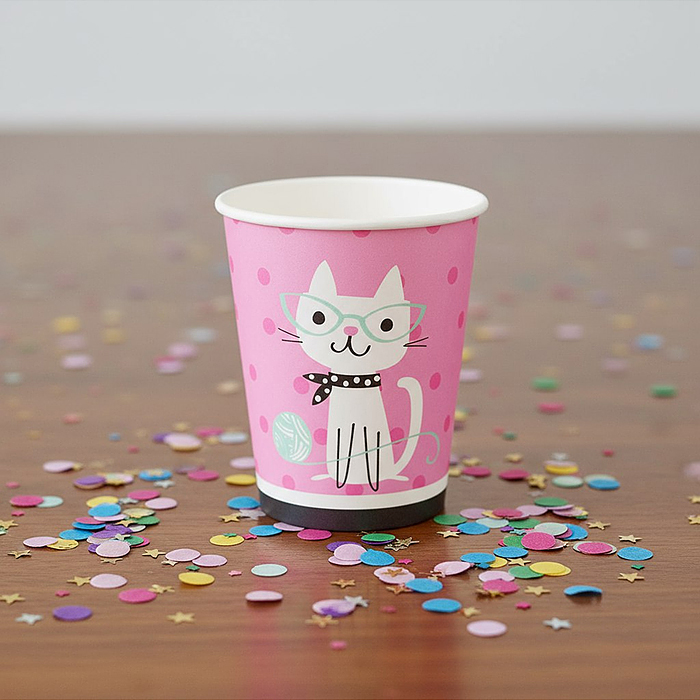Фото к товару Набор посуды одноразовой 00-7498 "Гламурный кот" стаканы (10 шт) Набор посуды одноразовой 00-7498 "Гламурный кот" стаканы (10 шт)