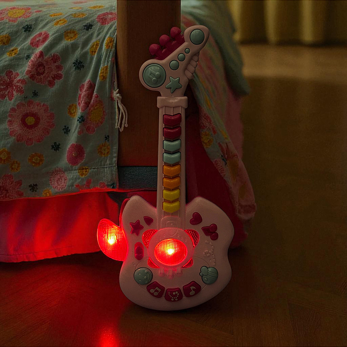 Фото к товару Гитара 665F "Модная девченка" в коробке Гитара 665F "Модная девченка" в коробке