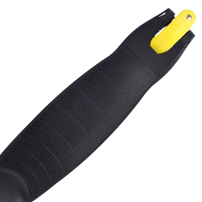 Фото к товару Самокат трёхколёсный ROCKET колёса PU, цвет желто-черный Самокат трёхколёсный ROCKET колёса PU, цвет желто-черный