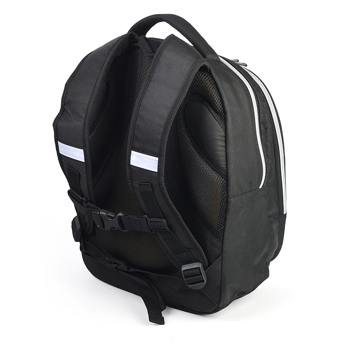 Фото к товару Рюкзак облегченный "Футбол" с анатомической спинкой, 2 отделения на молнии Рюкзак облегченный "Футбол" с анатомической спинкой, 2 отделения на молнии