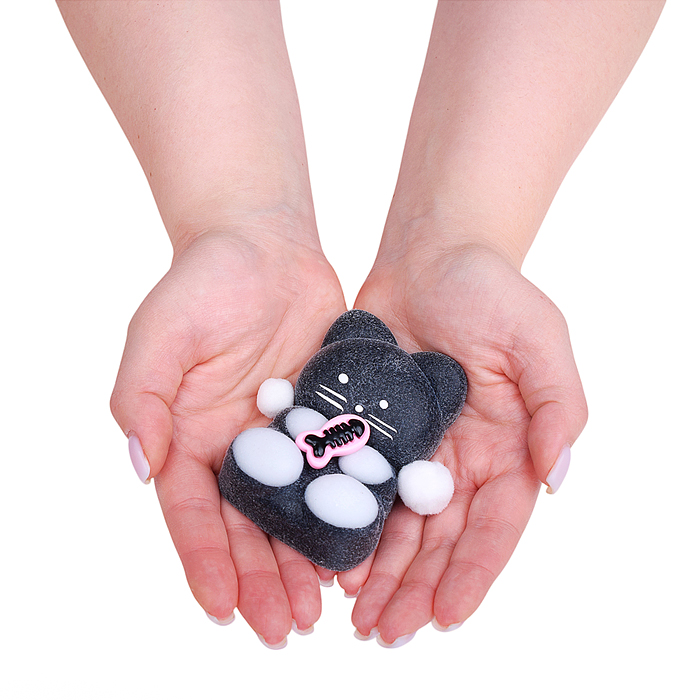 Игрушка -антистресс 00-5529 "Котенок с клубничкой"