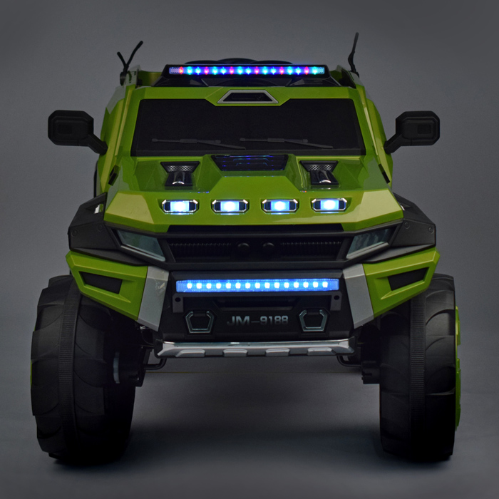 Электромобиль U023409Y "Стайер" на аккумуляторе, с р/у управлением, в коробке (зеленый)