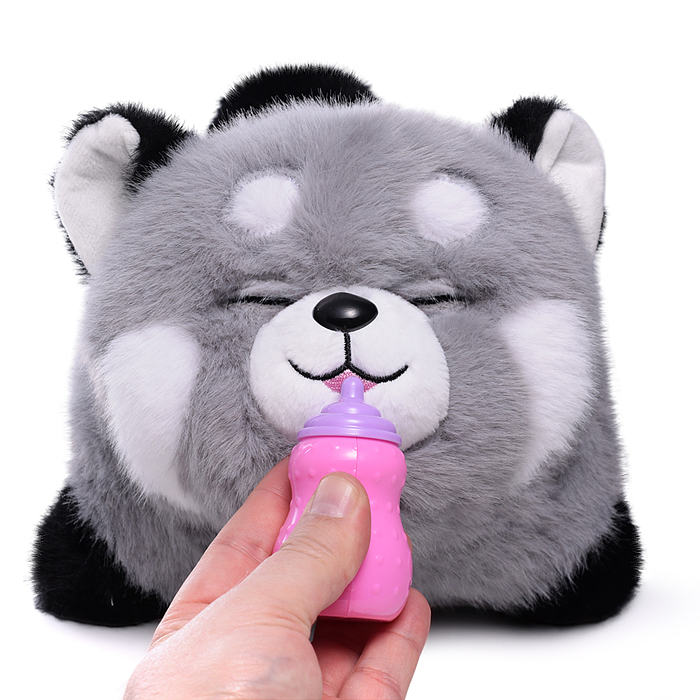 Панда 00-6819 "Пит" (глазки двигаются, поёт и пьёт молоко) в коробке