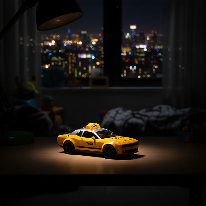 Машина YM-9912B "Гоночное такси" (свет, звук) в коробке