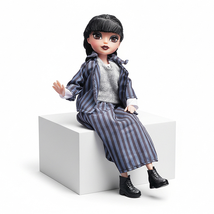 Фото к товару Модная кукла Glam Core, Венди школьная форма 25 см Модная кукла Glam Core, Венди школьная форма 25 см